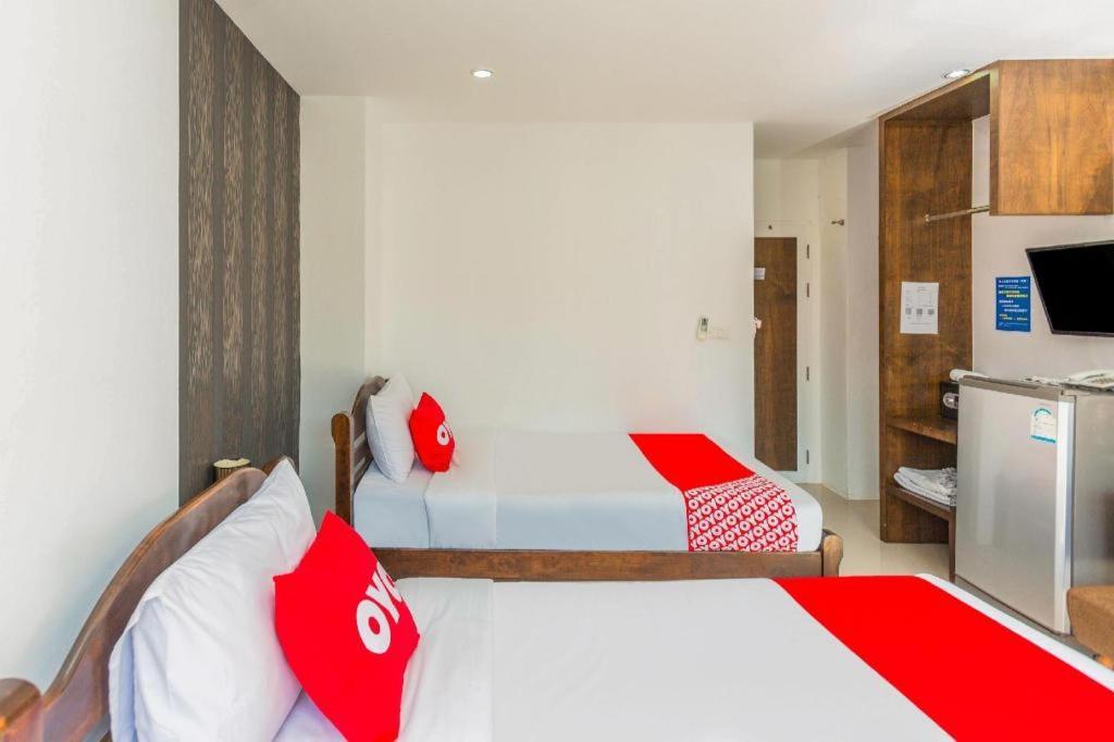 Oyo 472 Tang Cheng Holiday Hotel Patong Экстерьер фото